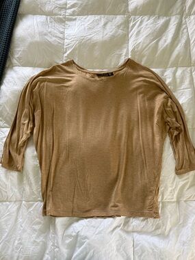 Tahari Lightweight Tan Long-Sleeve Crew Tee